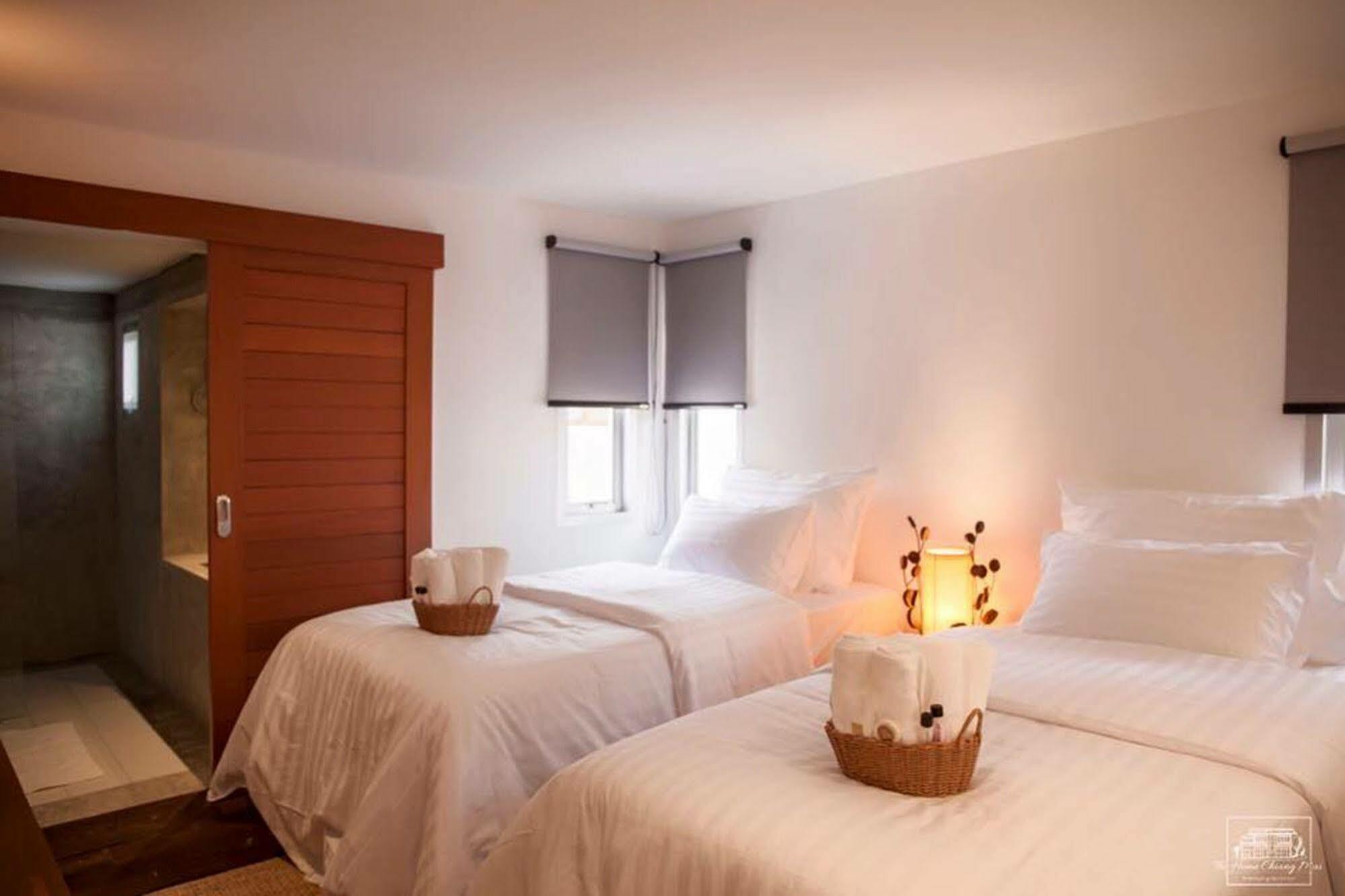 The Home Chiangmai Luxury Guesthouse Чиангмай Экстерьер фото