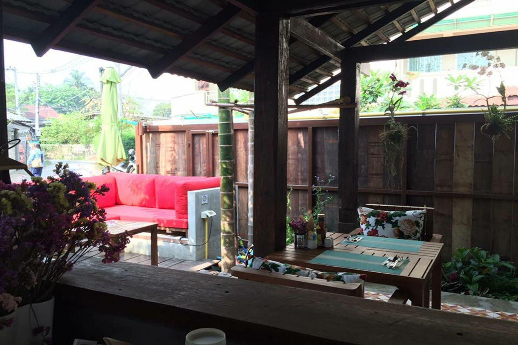 The Home Chiangmai Luxury Guesthouse Чиангмай Экстерьер фото